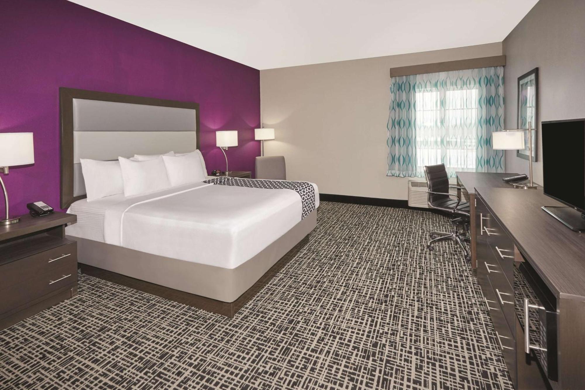 King Room - Mobility Access/Non-Smoking