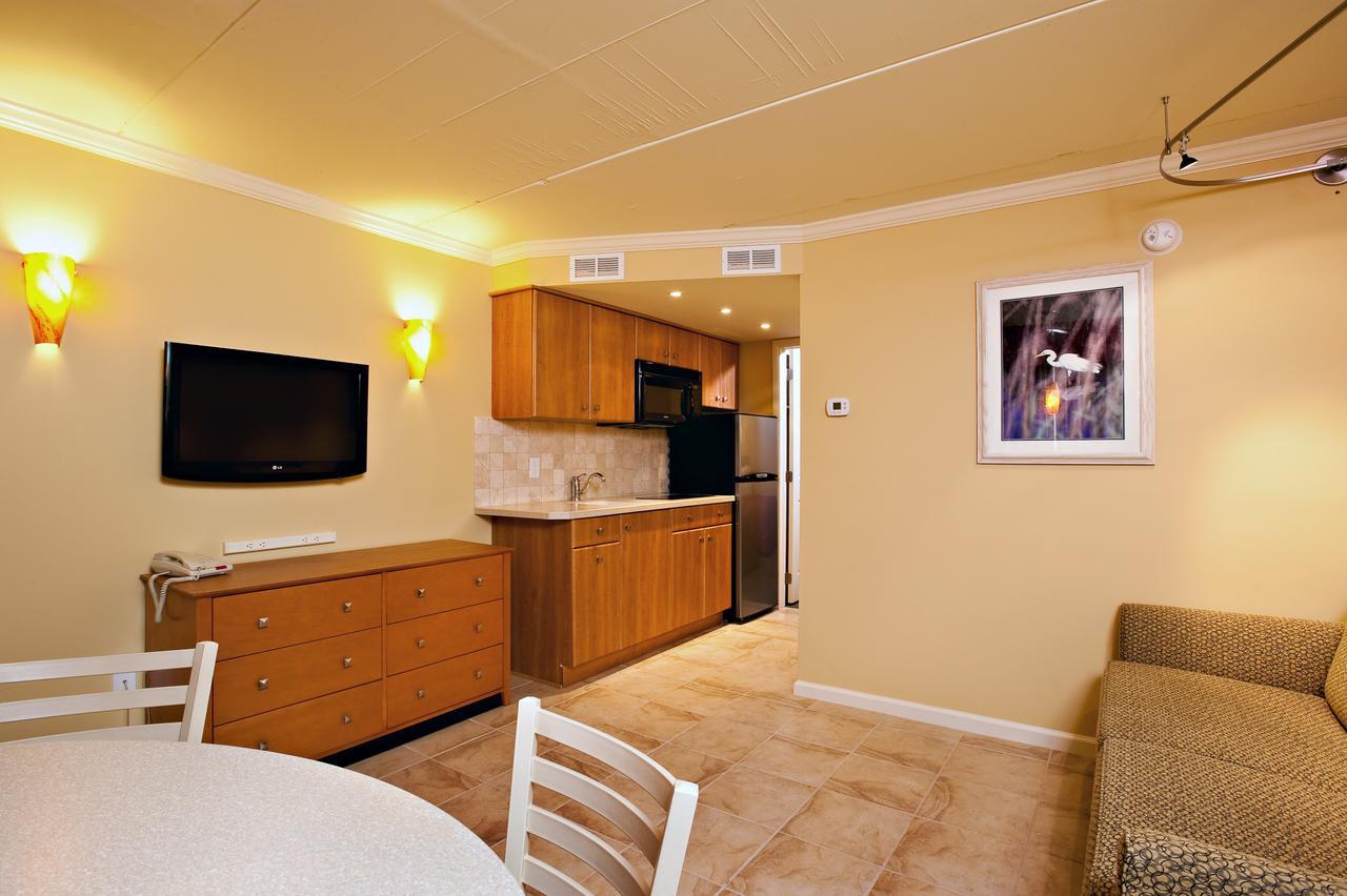 Two-Bedroom Suite