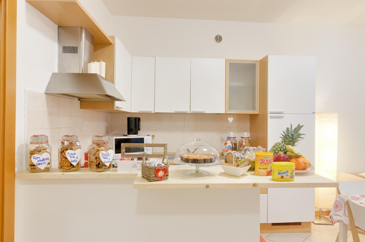 Two-Bedroom Apartment,559733913:JPEG