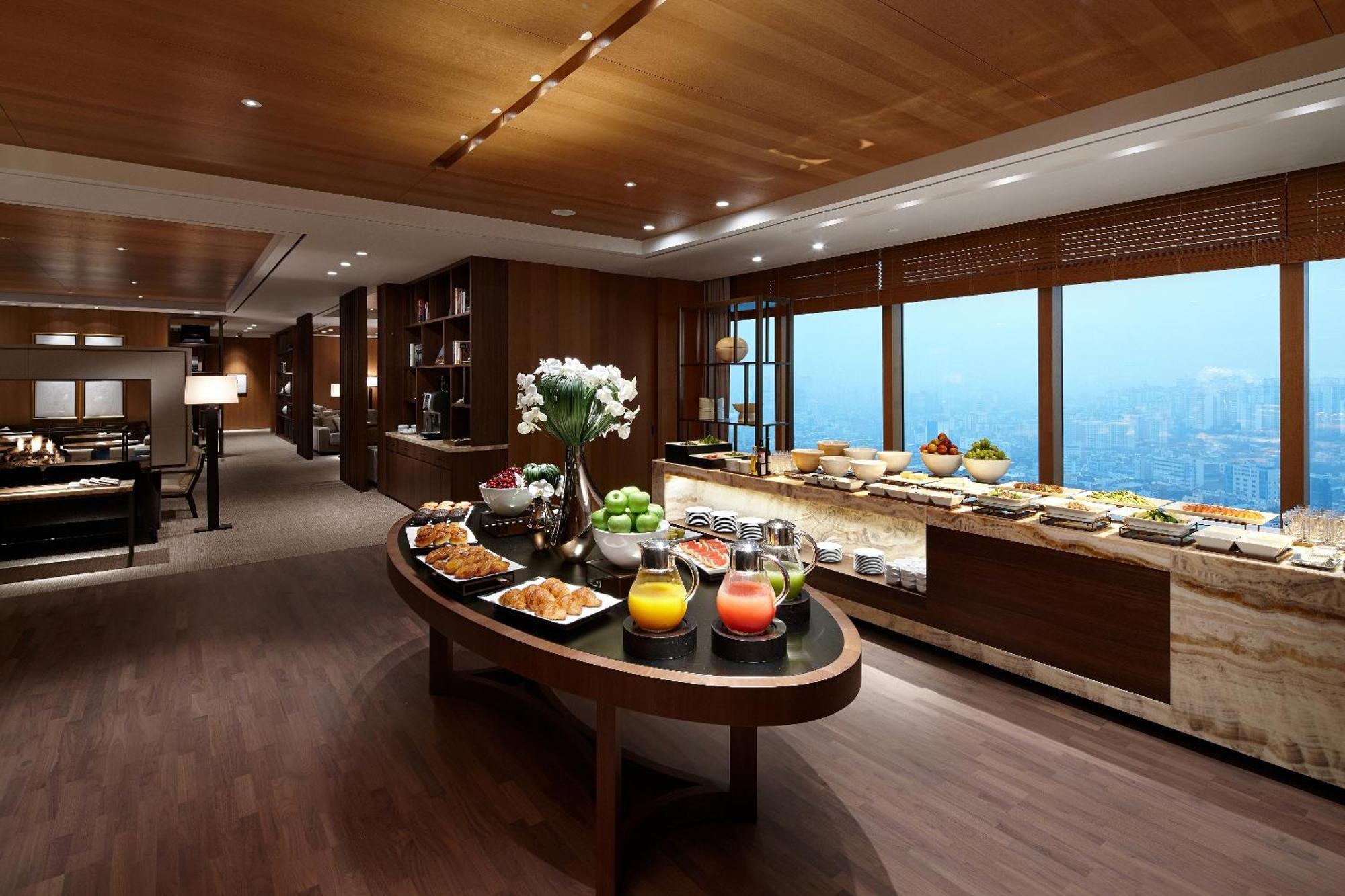 Superior Suite Double Room with Indoor Pool Access Only,1278058867:JPEG