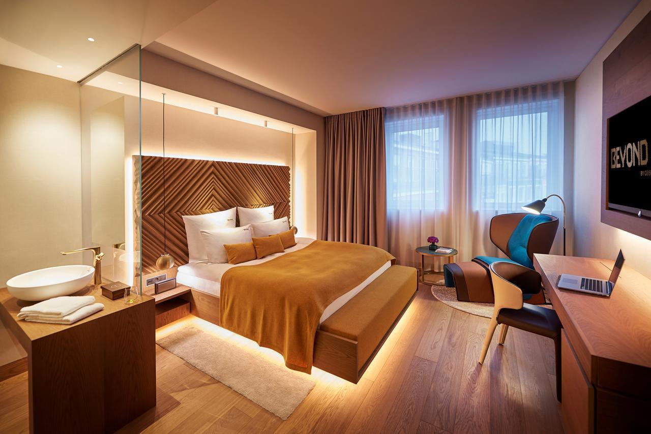 Double Room,587464395:JPEG