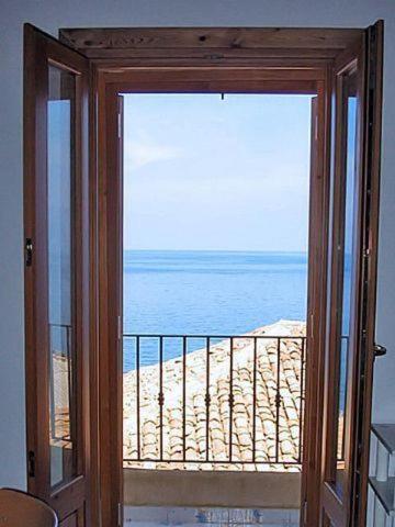 Monolocale con Vista Mare