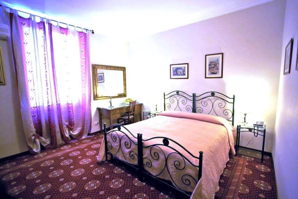 Superior Double or Twin Room,10981159:JPEG