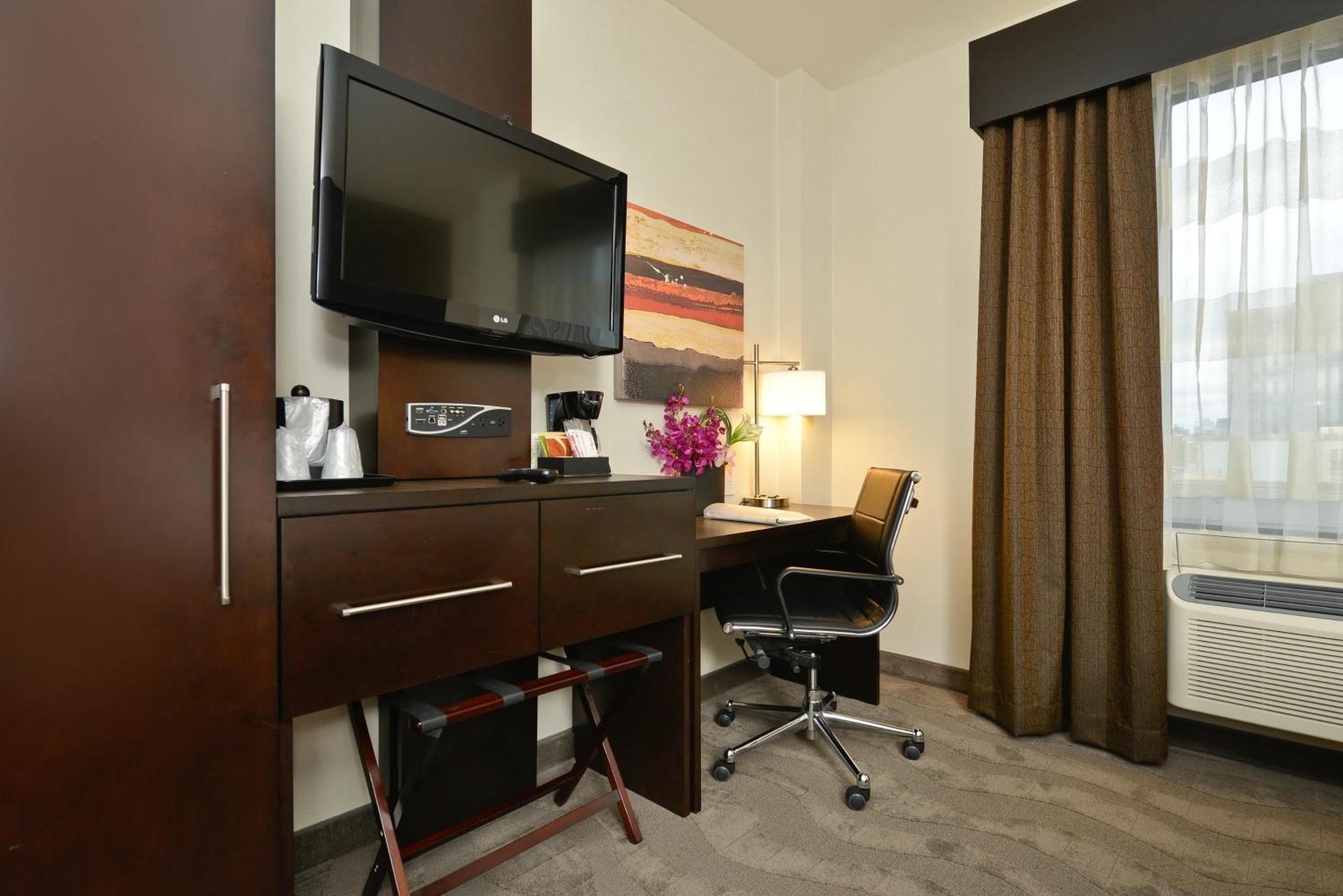 Standard Double Room with Two Double Beds,1275839506:JPEG