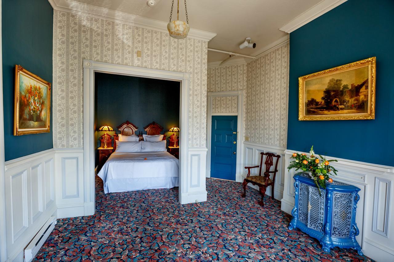 King Suite