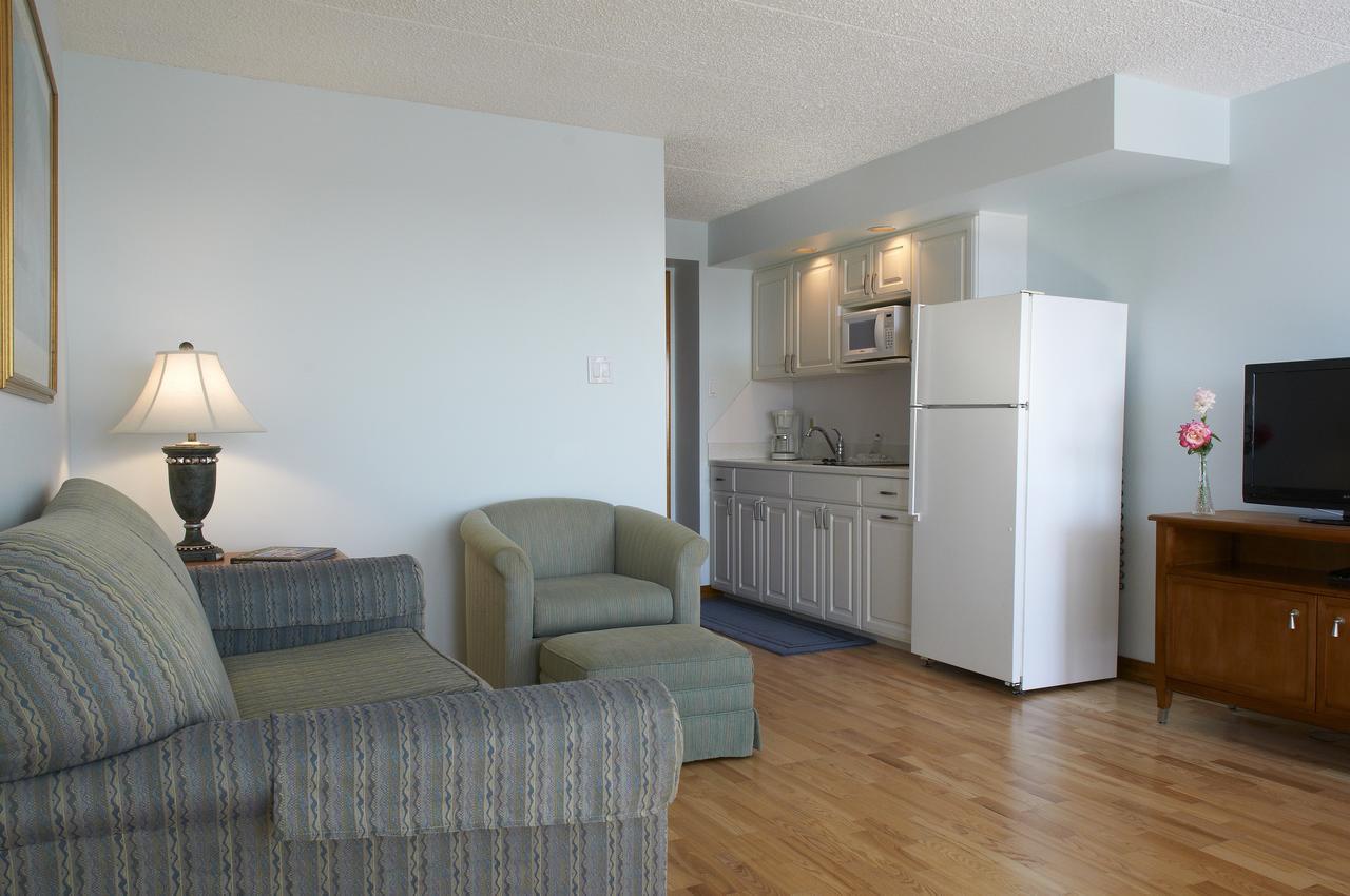 Deluxe Double Room with Balcony and Sea View