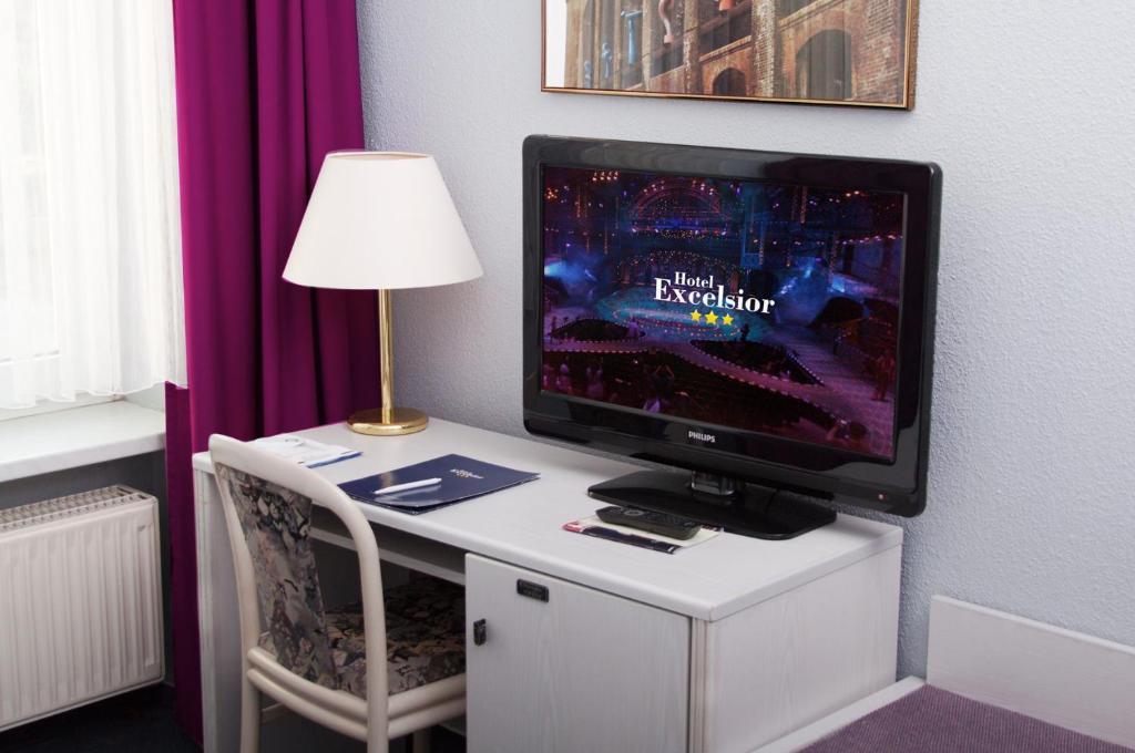 Single Room,68984489:JPEG