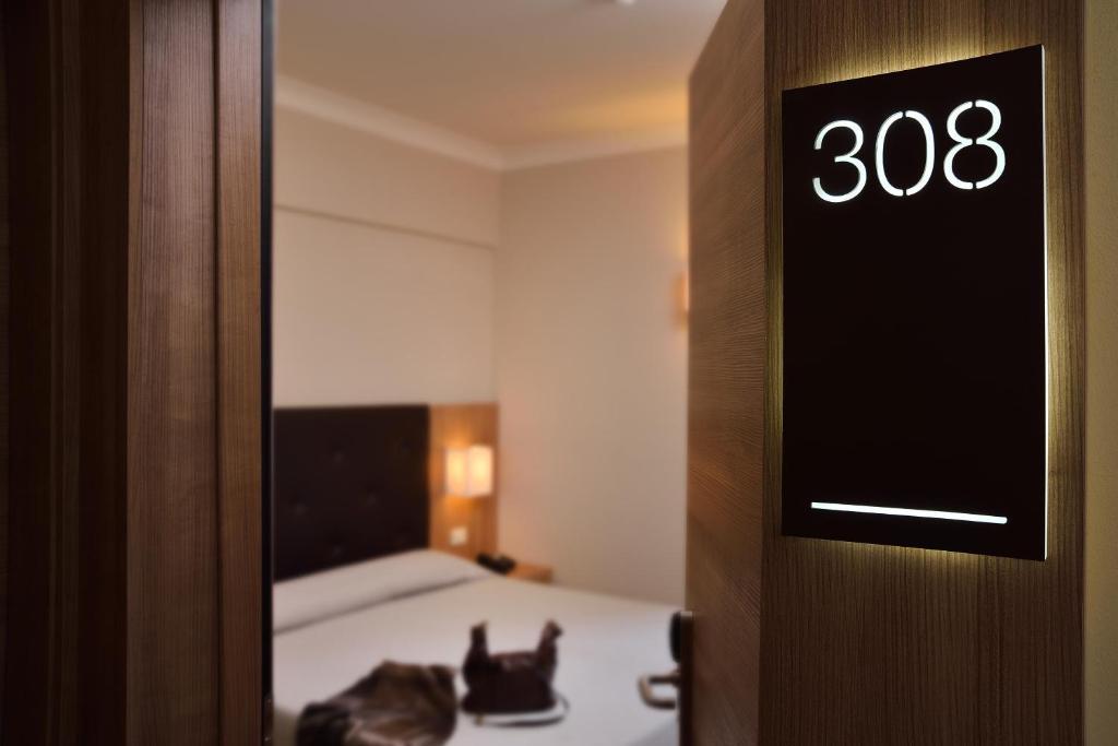 Double Room,60994927:JPEG