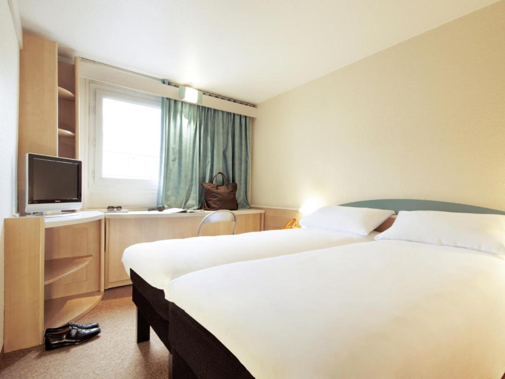Quarto Twin Standard