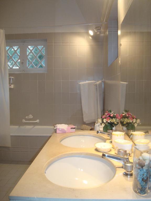 Double Room,690494163:JPEG