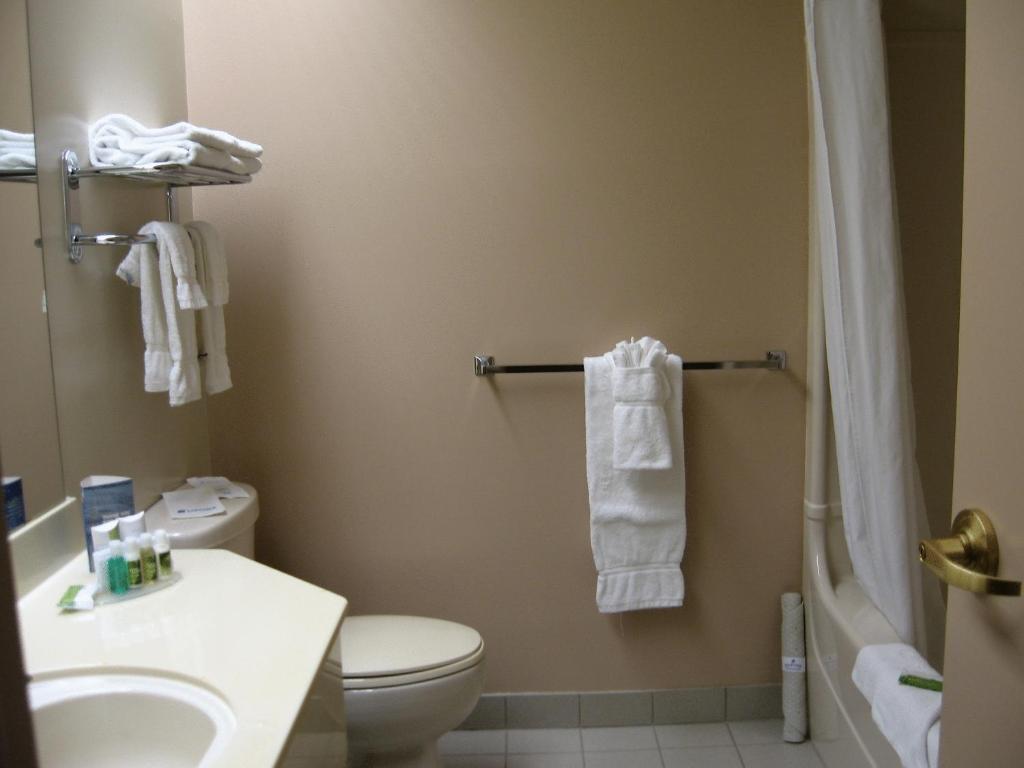 Chambre avec 2 Grands Lits Queen-Size