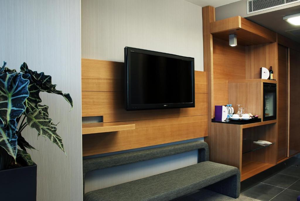 Executive Room,65628877:JPEG