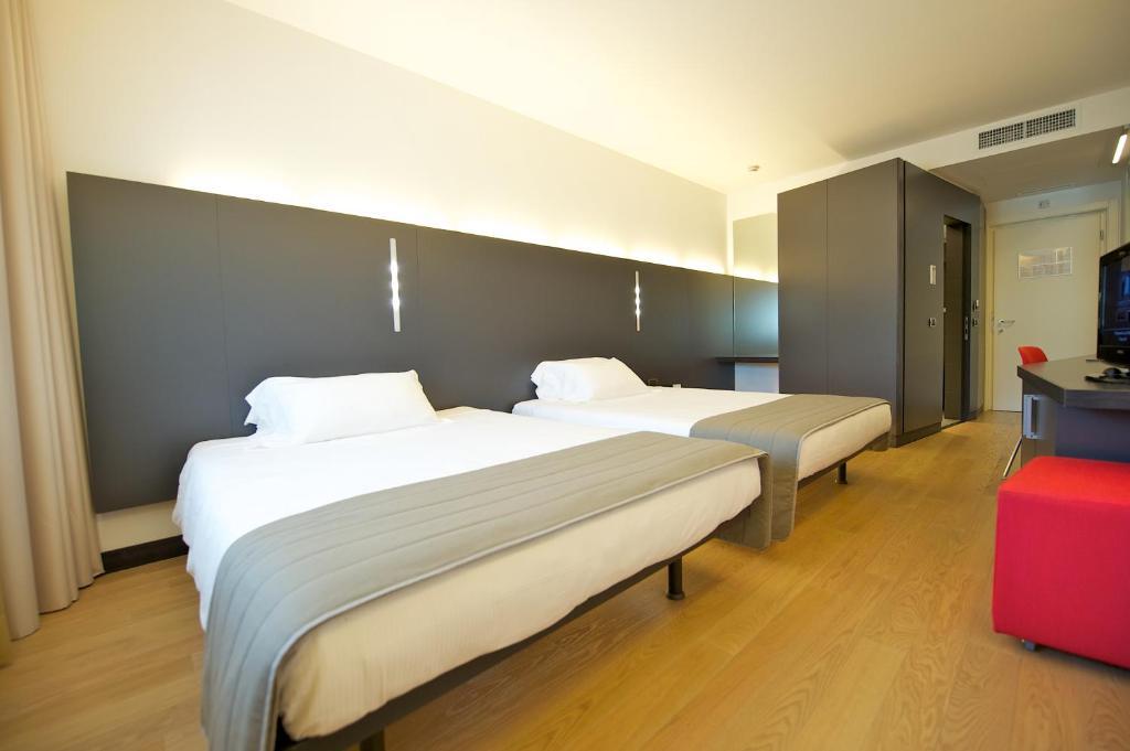 Junior Suite with One Double Bed,63079960:JPEG