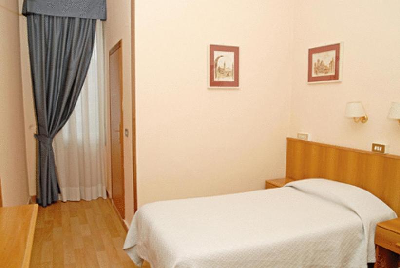 Single Room,1227538463:JPEG