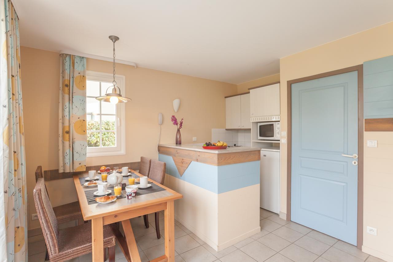 Two-Bedroom House Terrace,1279253824:JPEG
