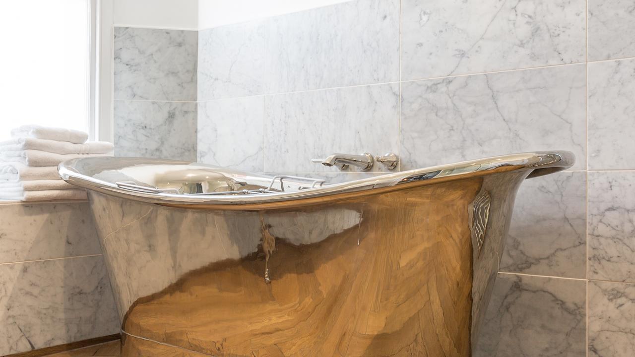 Chambre Double de Luxe avec Baignoire - Vue sur Ville et Parc
