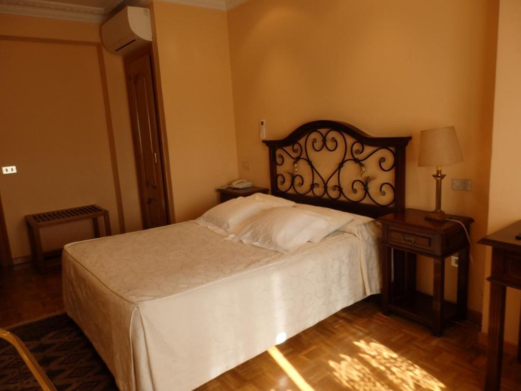 Double Room,63610489:JPEG