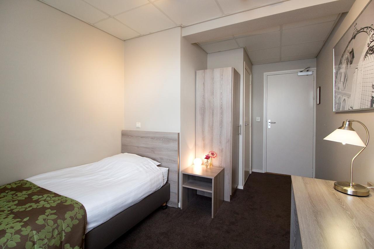 Single Room,677576883:JPEG