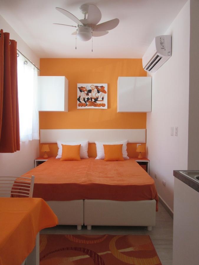 Estudio Mini Suite Estándar con acceso a la piscina y vistas al patio - Sin patio - Planta baja