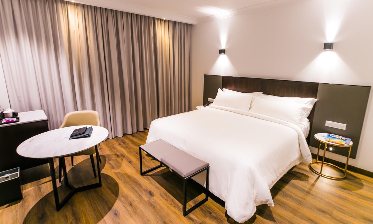 Signature Superior King Room,1277405866:JPEG