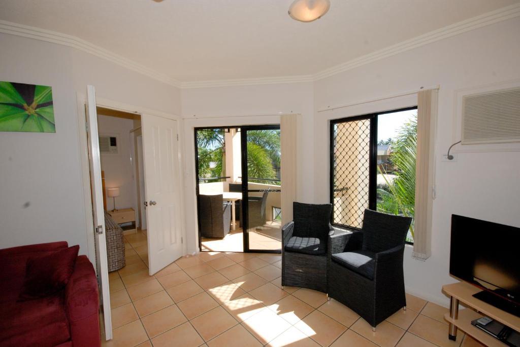 Quadruple Room with Private Bathroom,74401670:JPEG