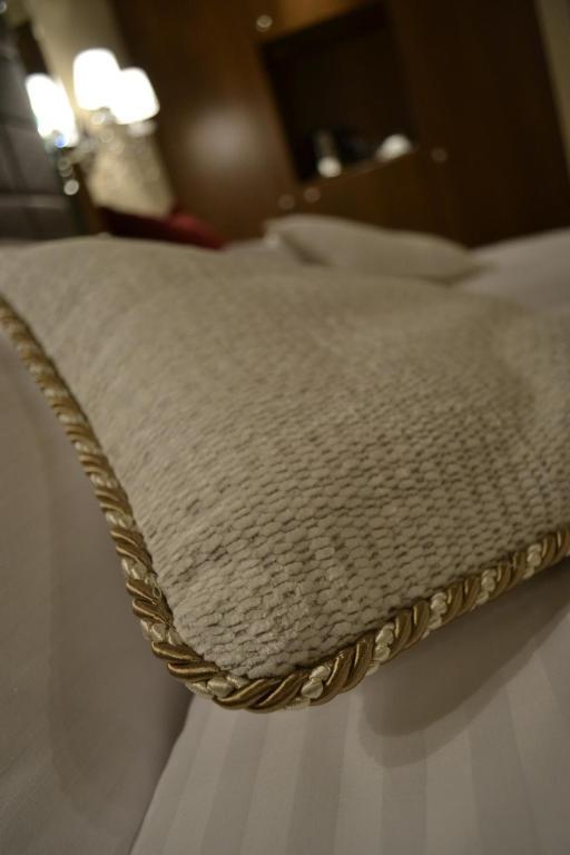 Double Room Extra Bed,185522700:JPEG