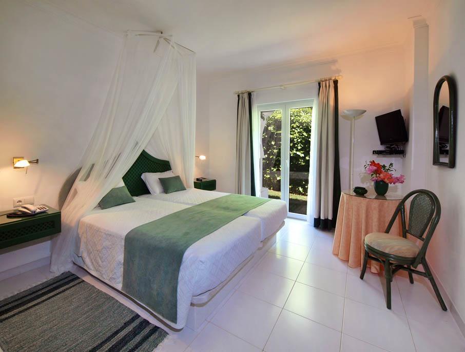 Quarto Duplo Standard