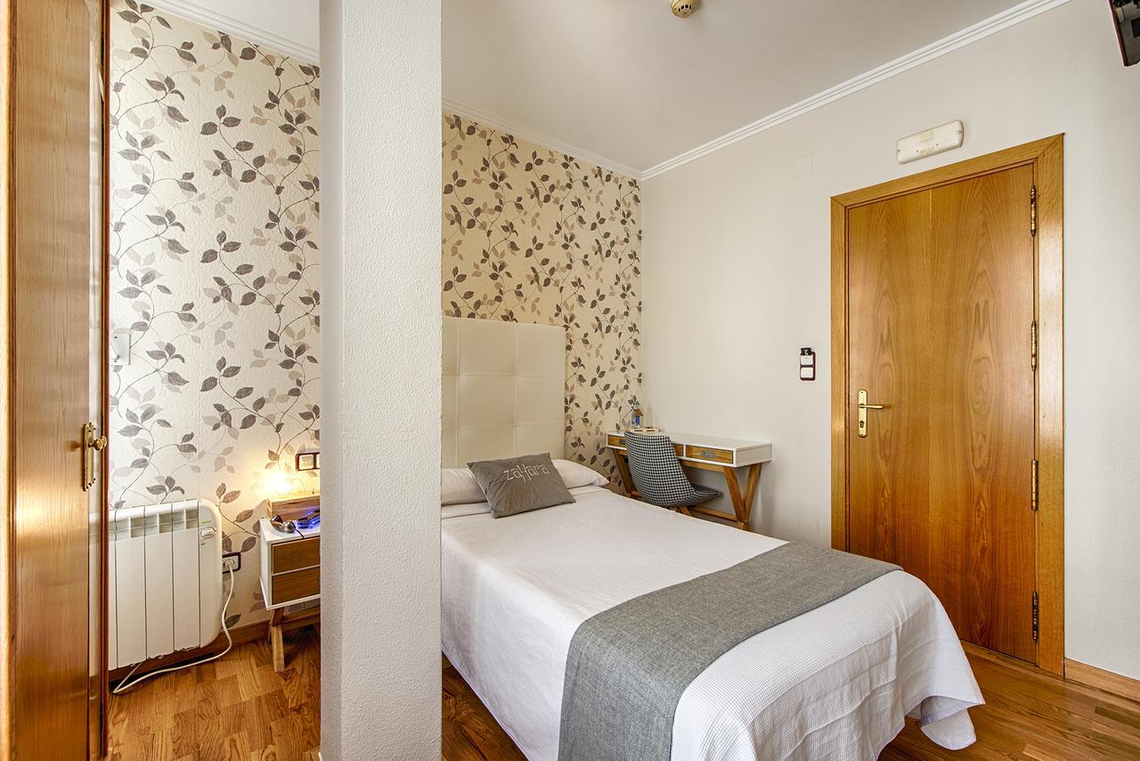 Single Room,638587110:JPEG