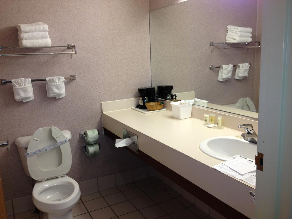 Standard King Room