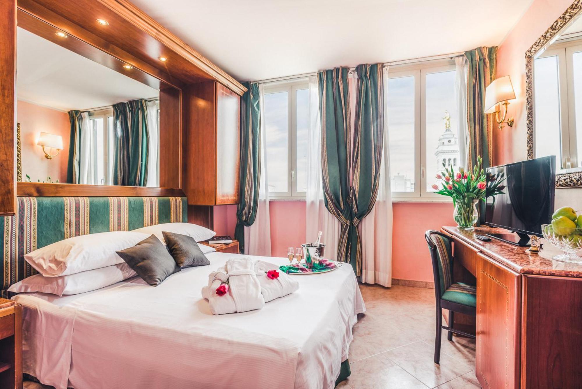 Quarto Duplo Superior com Vista Cidade