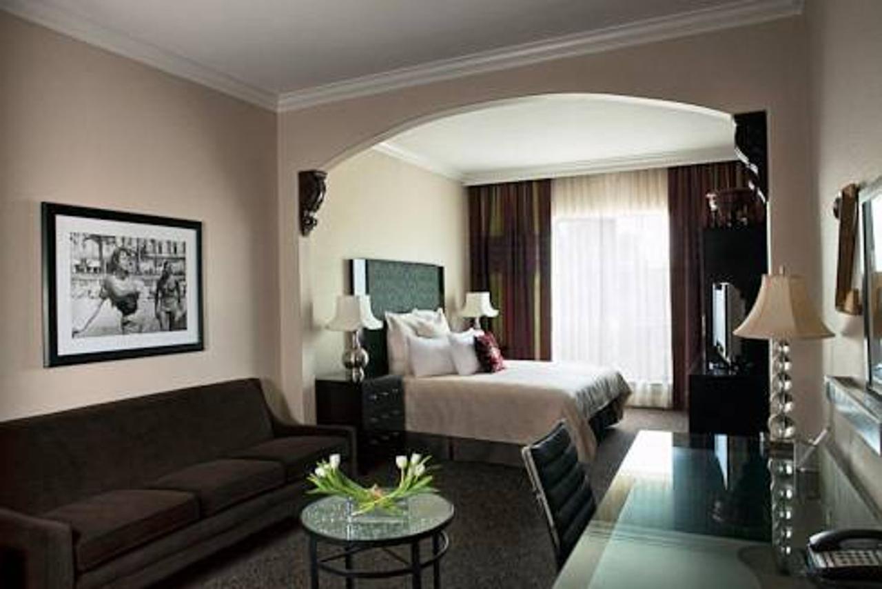 Standard Room, 1 King Bed,1210533505:JPEG