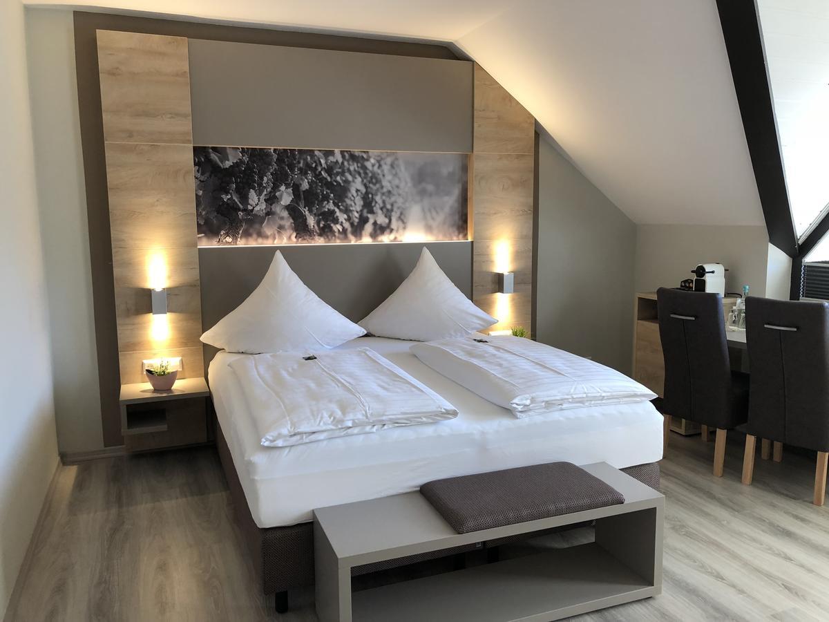 Junior Suite with River View,641477631:JPEG