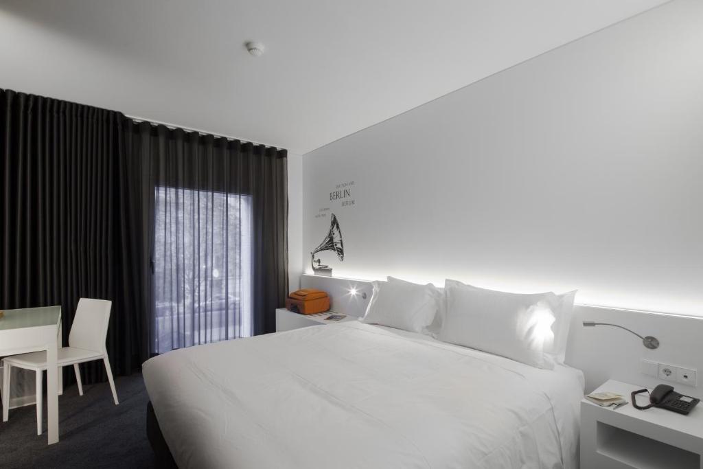 Suite,846482918:JPEG