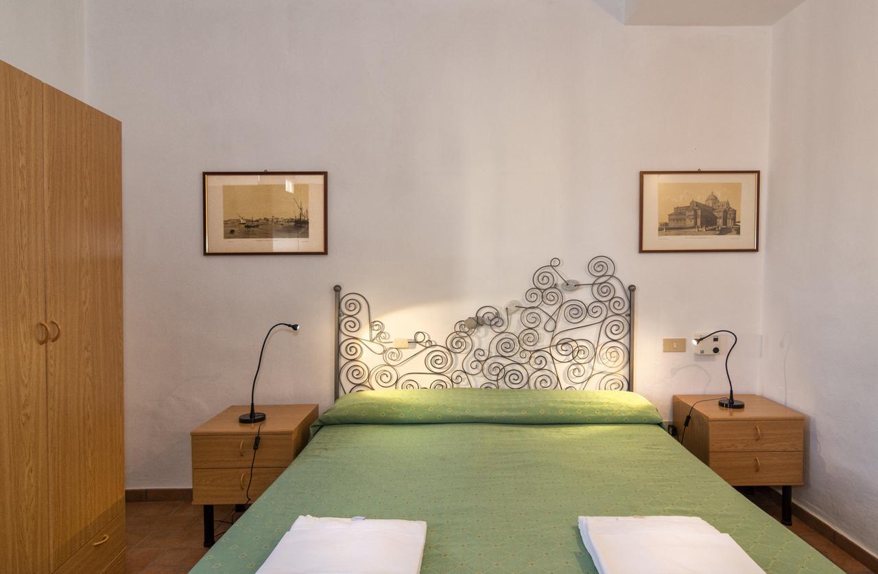 Double or Twin Room with Shared Bathroom,643718433:JPEG