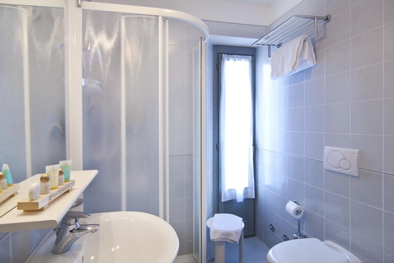 Double or Twin Room Lake View