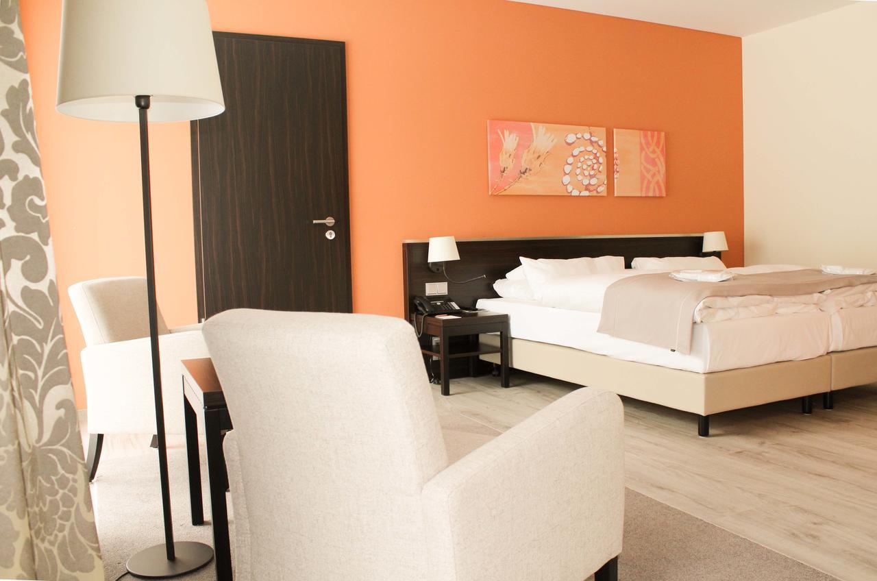 Junior Suite,1452150130:JPEG