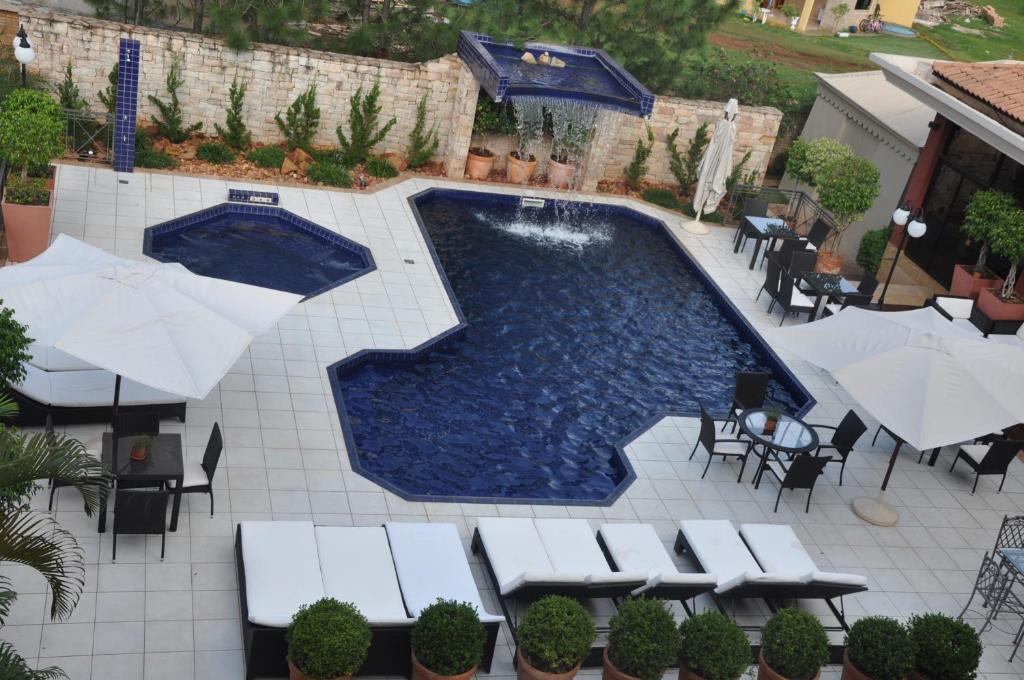 Quarto com 2 Camas de Solteiro