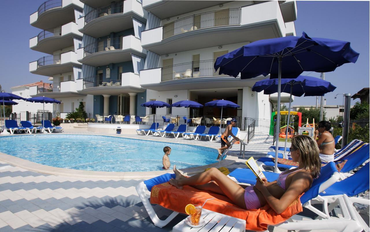 Appartamento con 1 Camera da Letto, Vista Mare e Terrazza