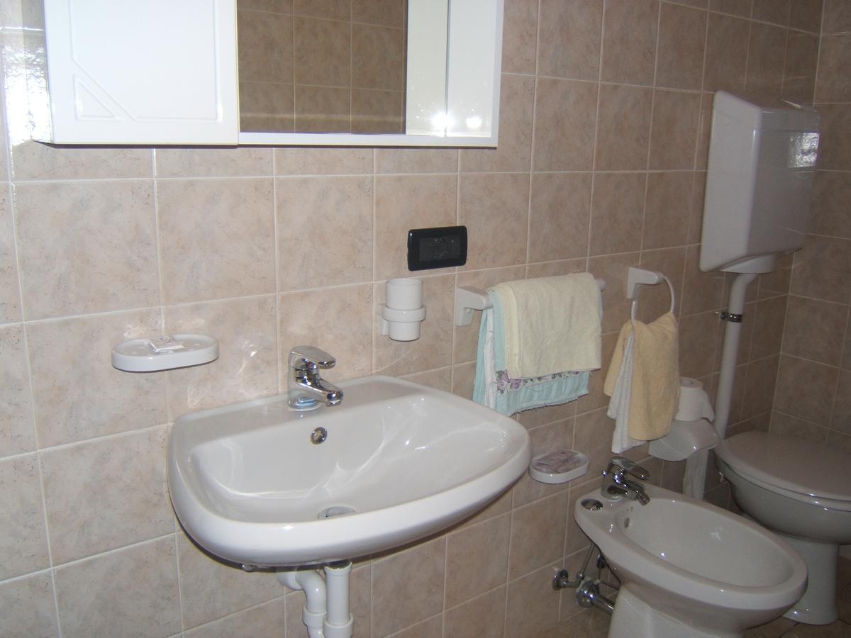 Budget Double Room,994790410:JPEG