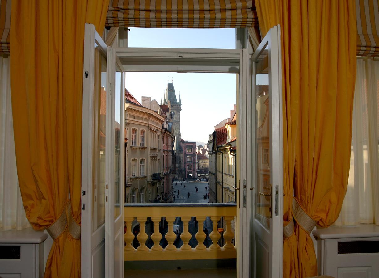 Suite con vistas a la plaza del casco antiguo