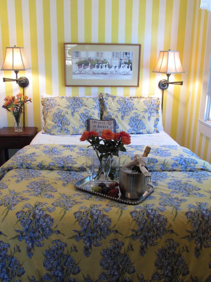 Queen Room,652581474:JPEG
