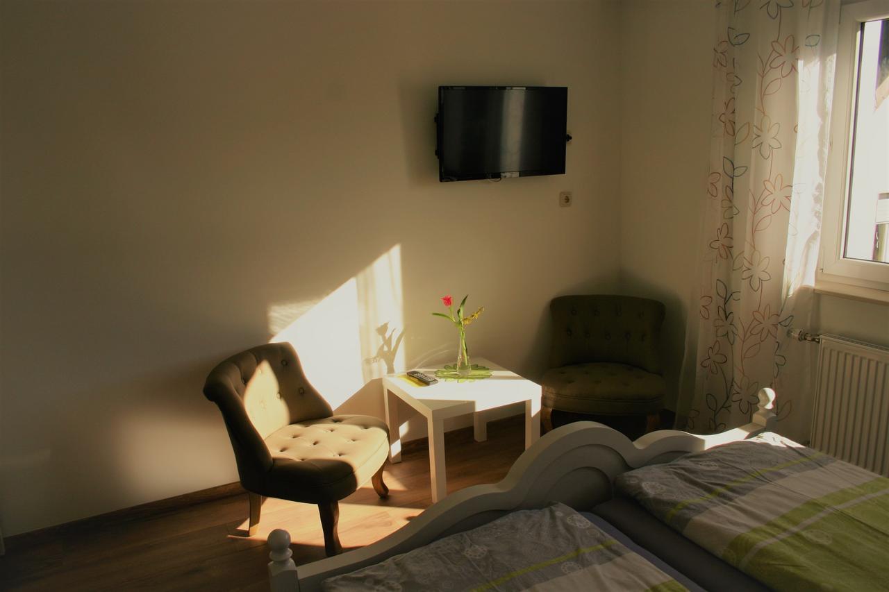 Double Room with Private Bathroom,656403879:JPEG