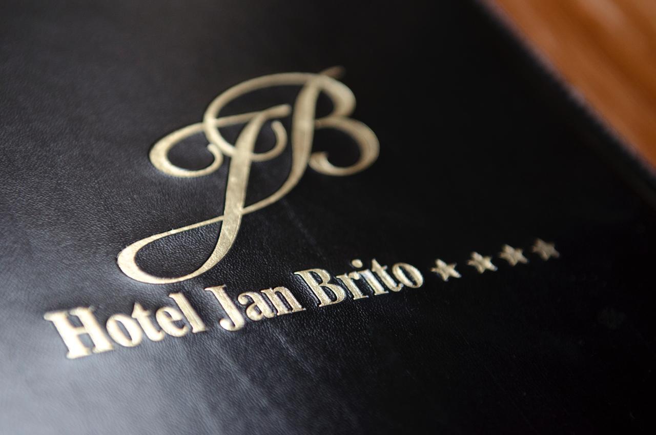 Deluxe Double Room,831141956:JPEG