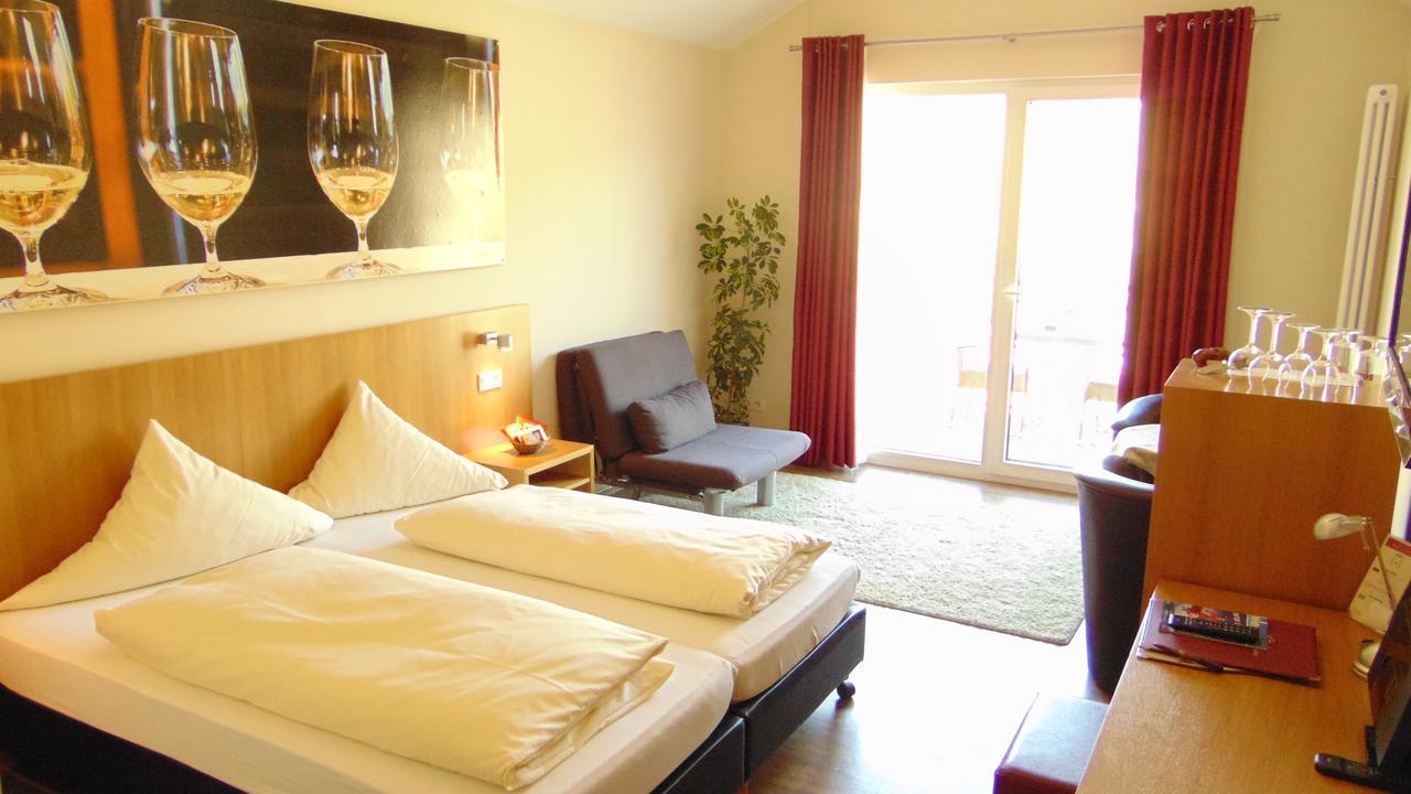 Premium Double Room,661111335:JPEG