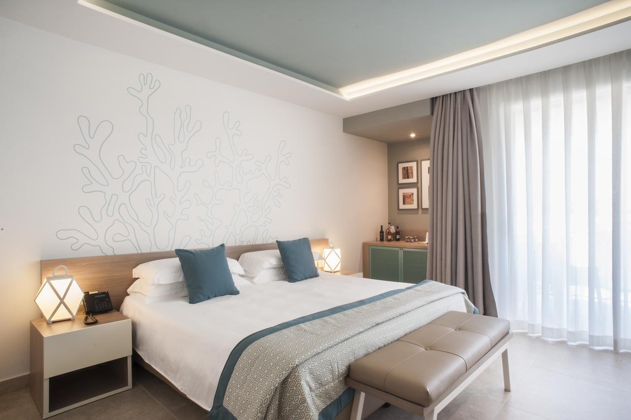 Double Room,1446730066:JPEG