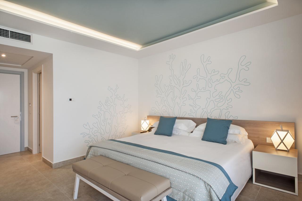 Triple Room,742912717:JPEG