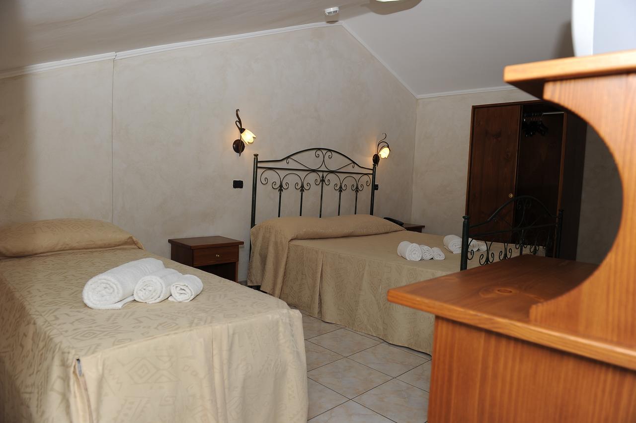 Quadruple Room Attic,662457441:JPEG