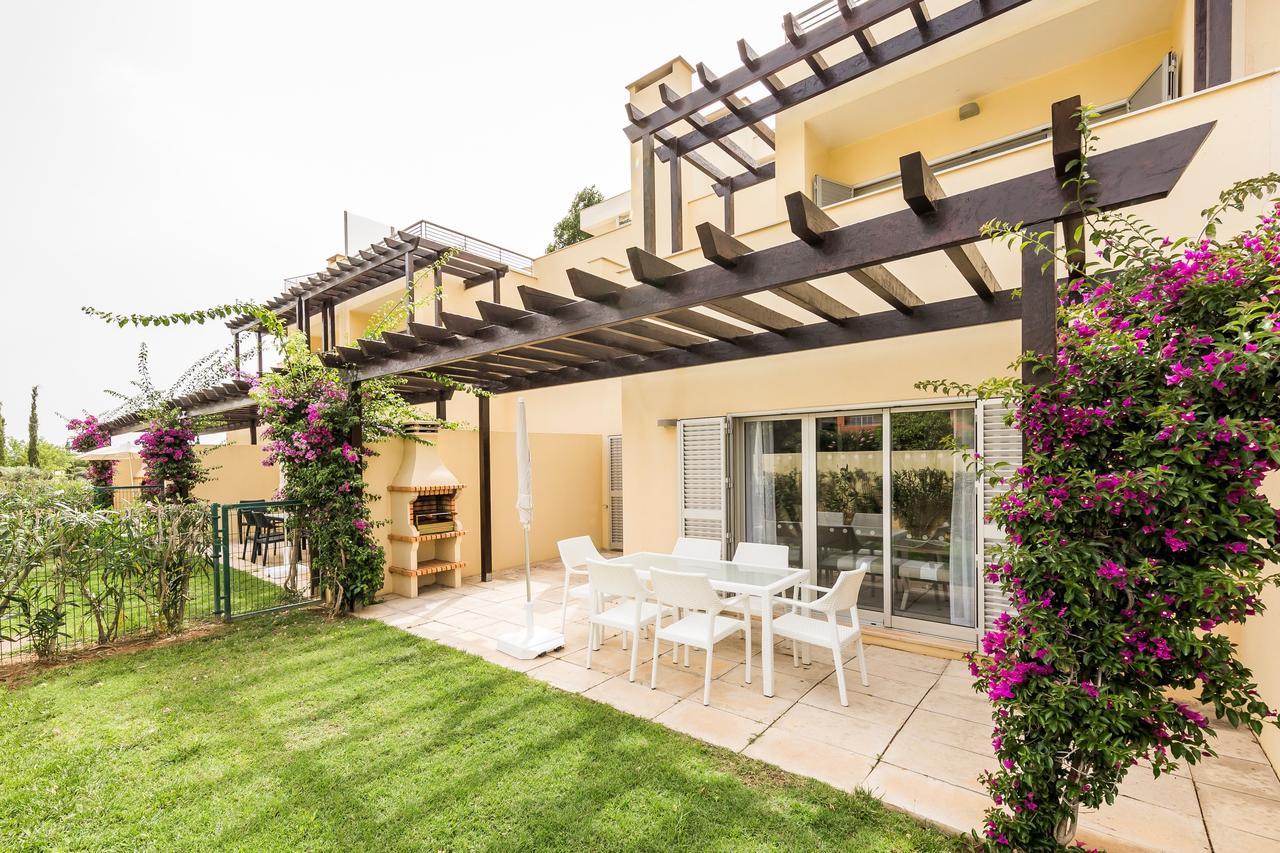 Three-Bedroom Townhouse,1249310821:JPEG