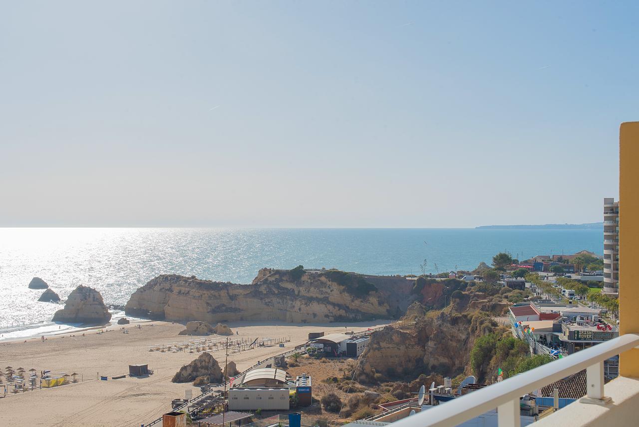 Quarto Quádruplo com Vista Mar