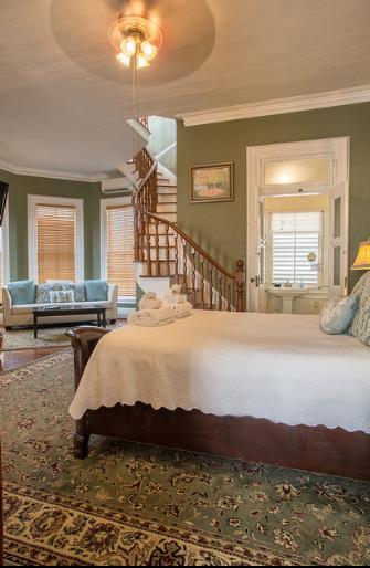 Two-Bedroom Suite,664273728:JPEG